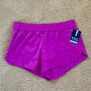 Dick’s Sporting Goods NWT Women’s 3” Stride Run Shorts